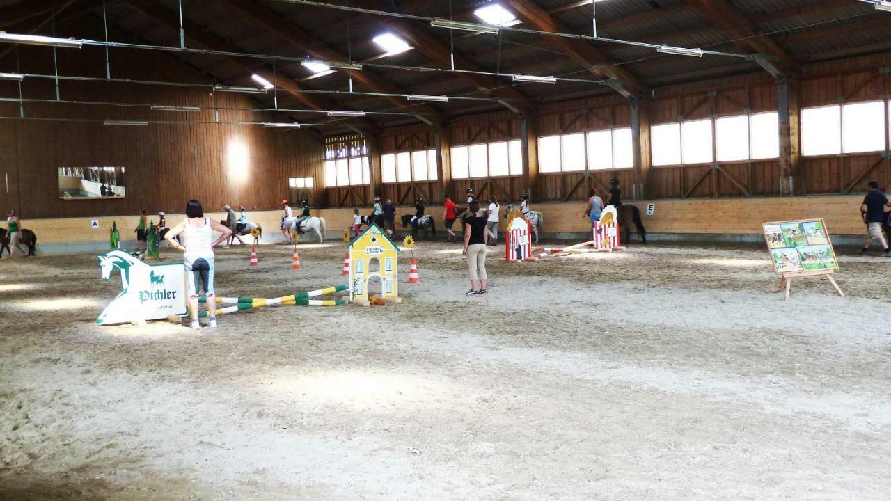 Gasthof Reiterhof Pichler Geboltskirchen Exterior foto